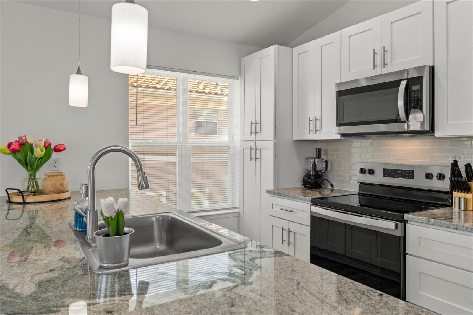 Image 11 of 28 For 10234 Middlburg Loop 152
