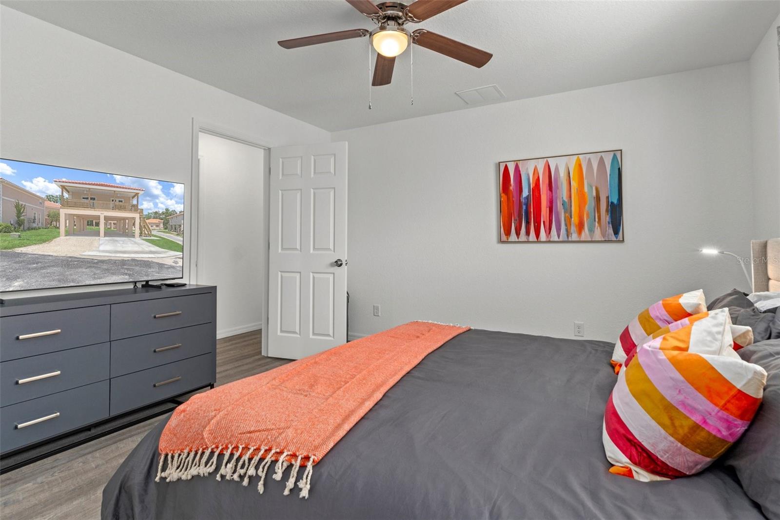 Image 16 of 28 For 10234 Middlburg Loop 152