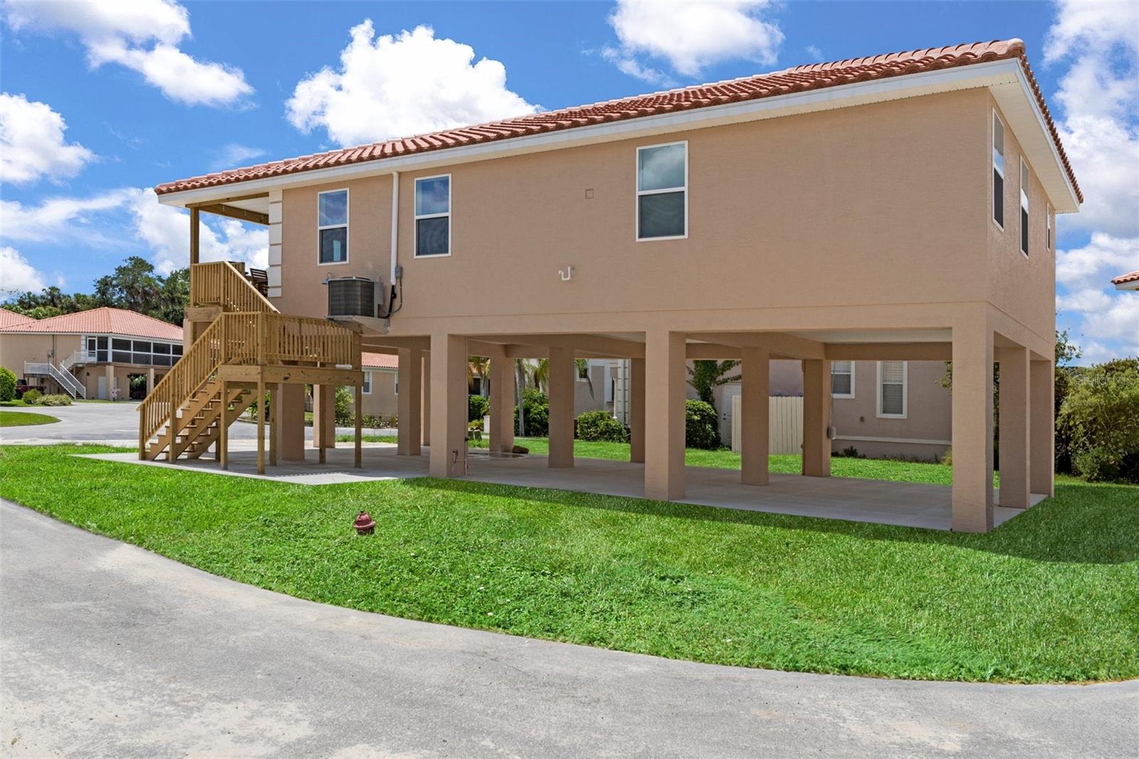 Image 21 of 28 For 10234 Middlburg Loop 152