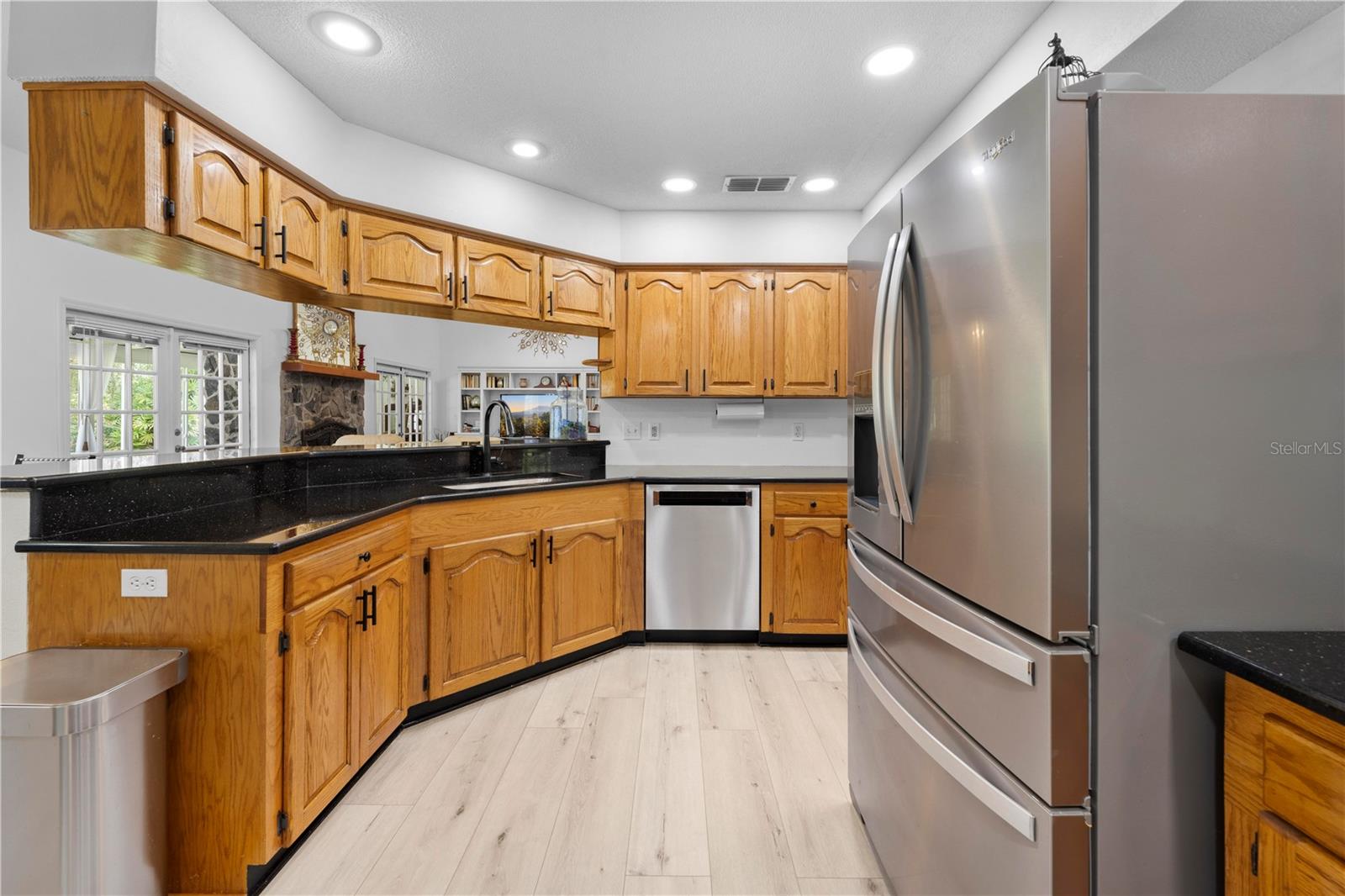 Listing photo id 19 for 27091 Country Oak Drive