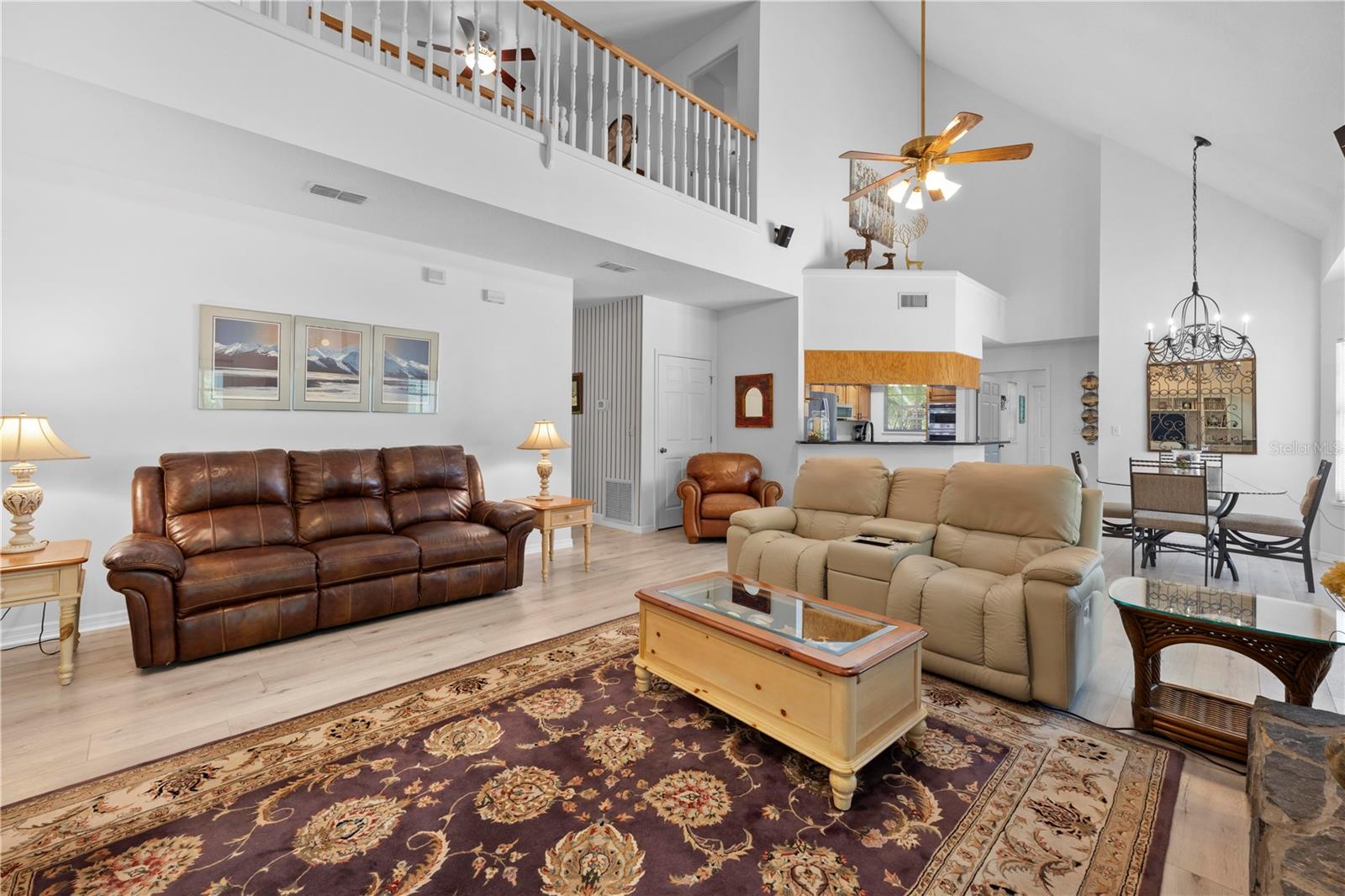 Listing photo id 30 for 27091 Country Oak Drive