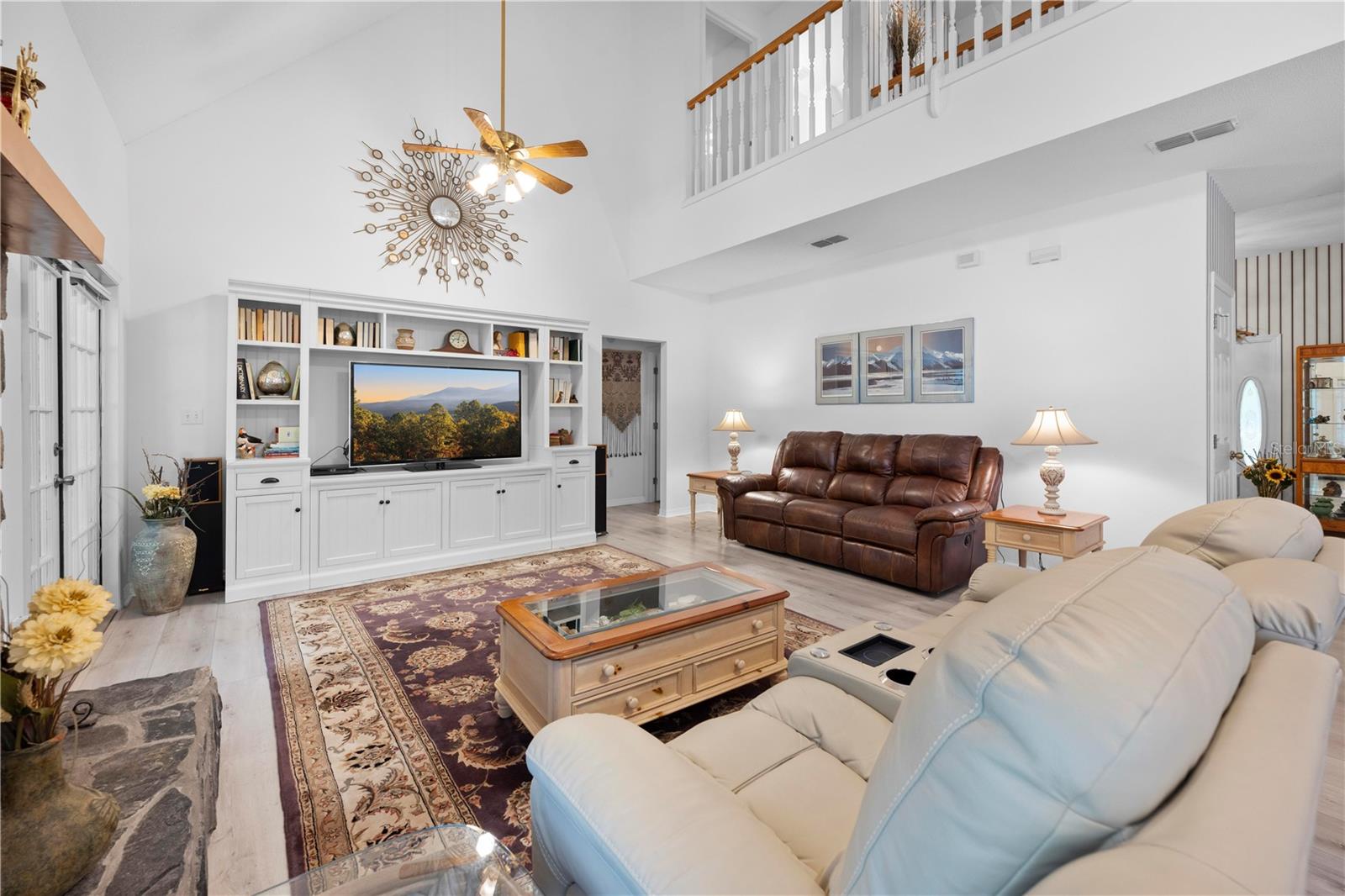 Listing photo id 31 for 27091 Country Oak Drive