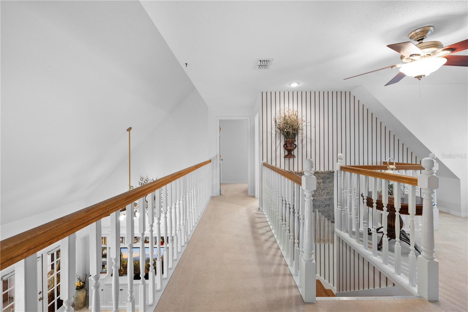 Listing photo id 53 for 27091 Country Oak Drive
