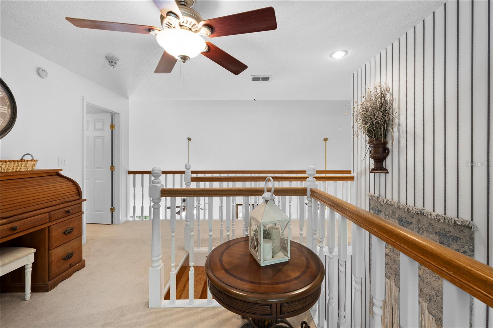 Listing photo id 60 for 27091 Country Oak Drive