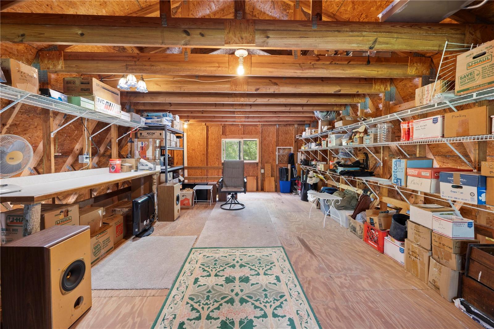 Listing photo id 73 for 27091 Country Oak Drive