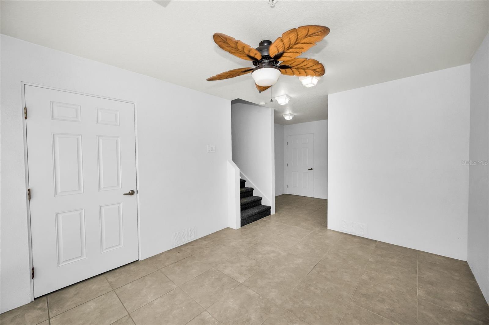 Image 17 of 87 For 5032 Sand Castle Drive