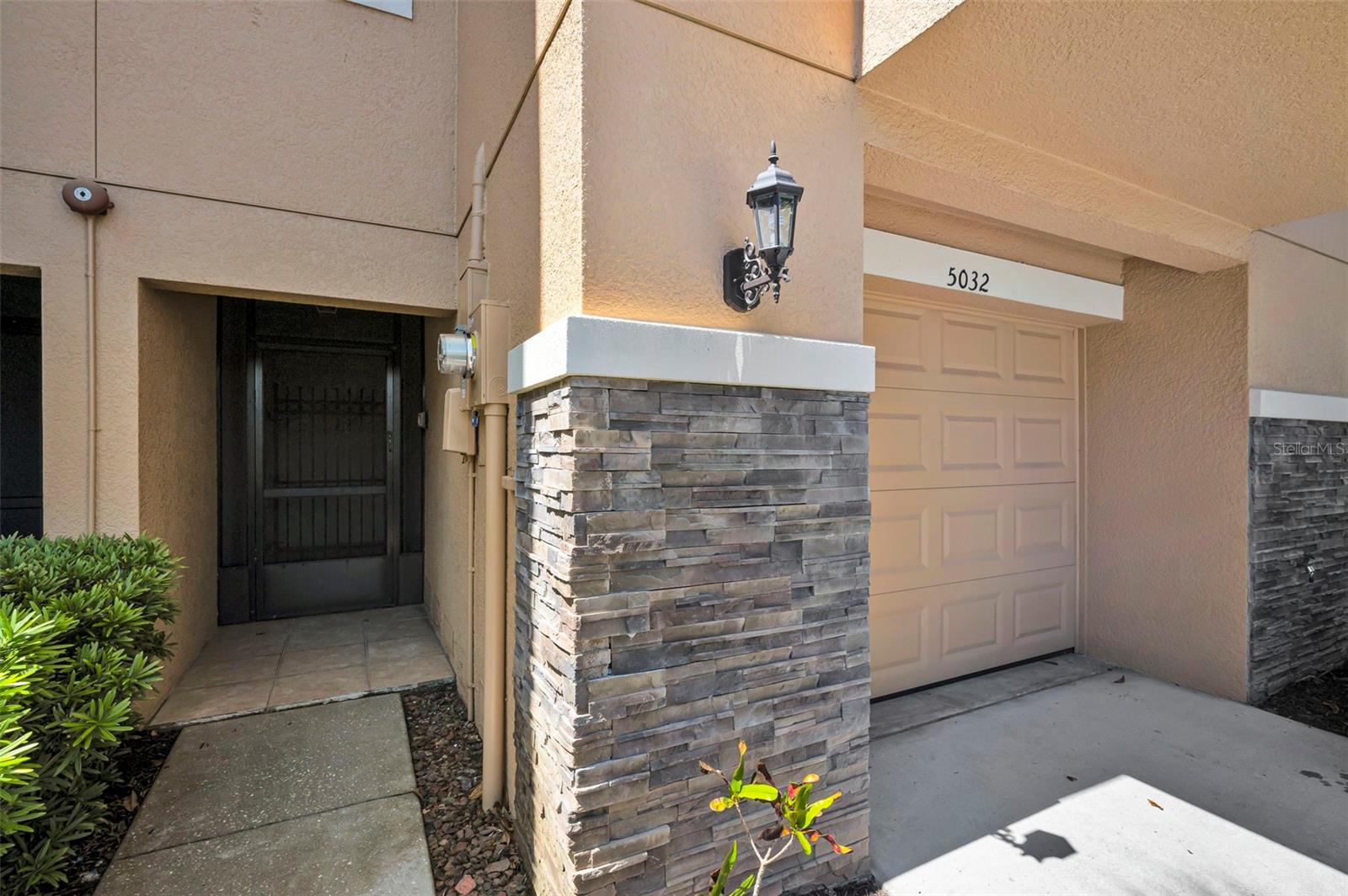 Image 4 of 87 For 5032 Sand Castle Drive