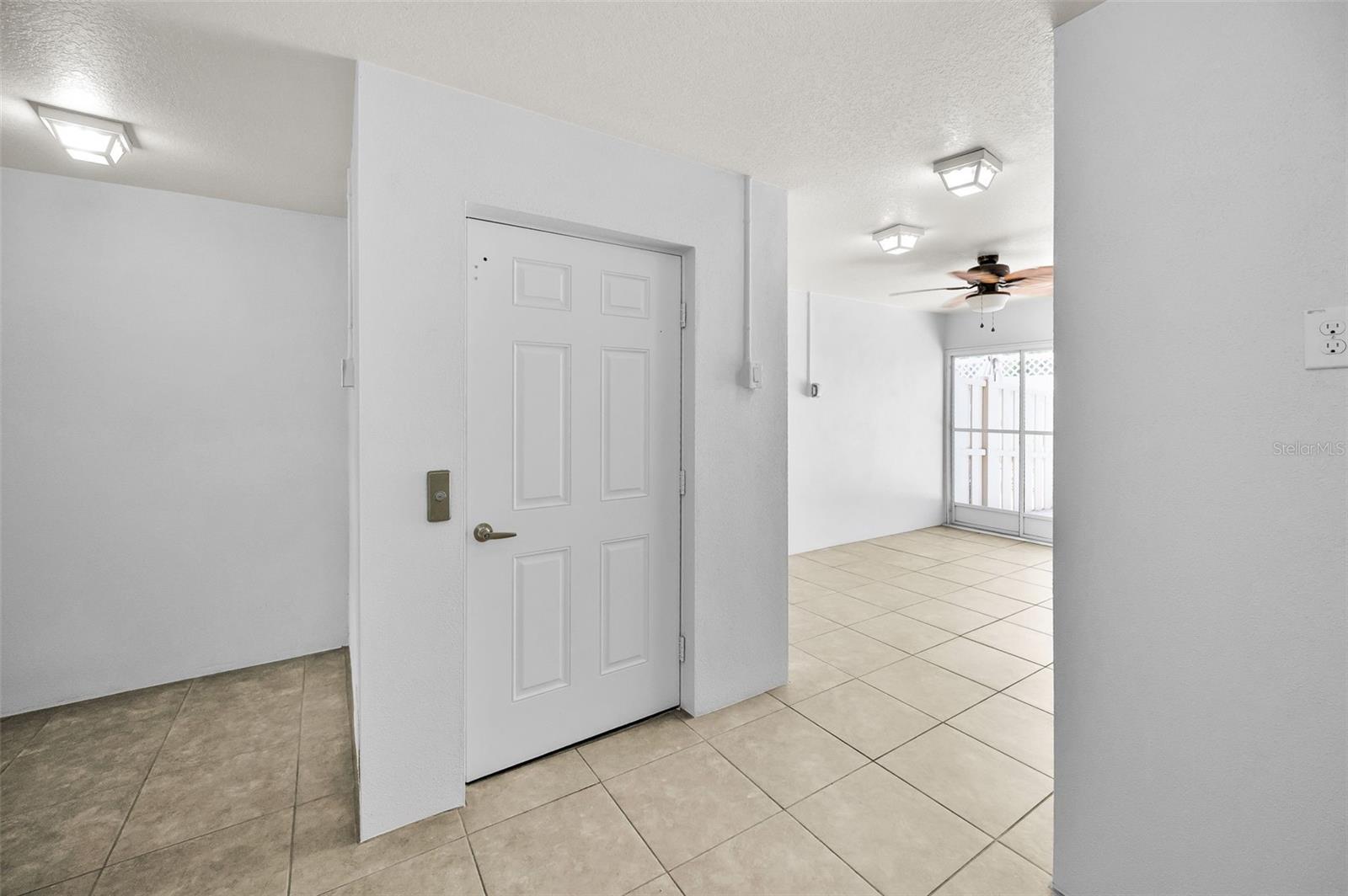 Image 7 of 87 For 5032 Sand Castle Drive