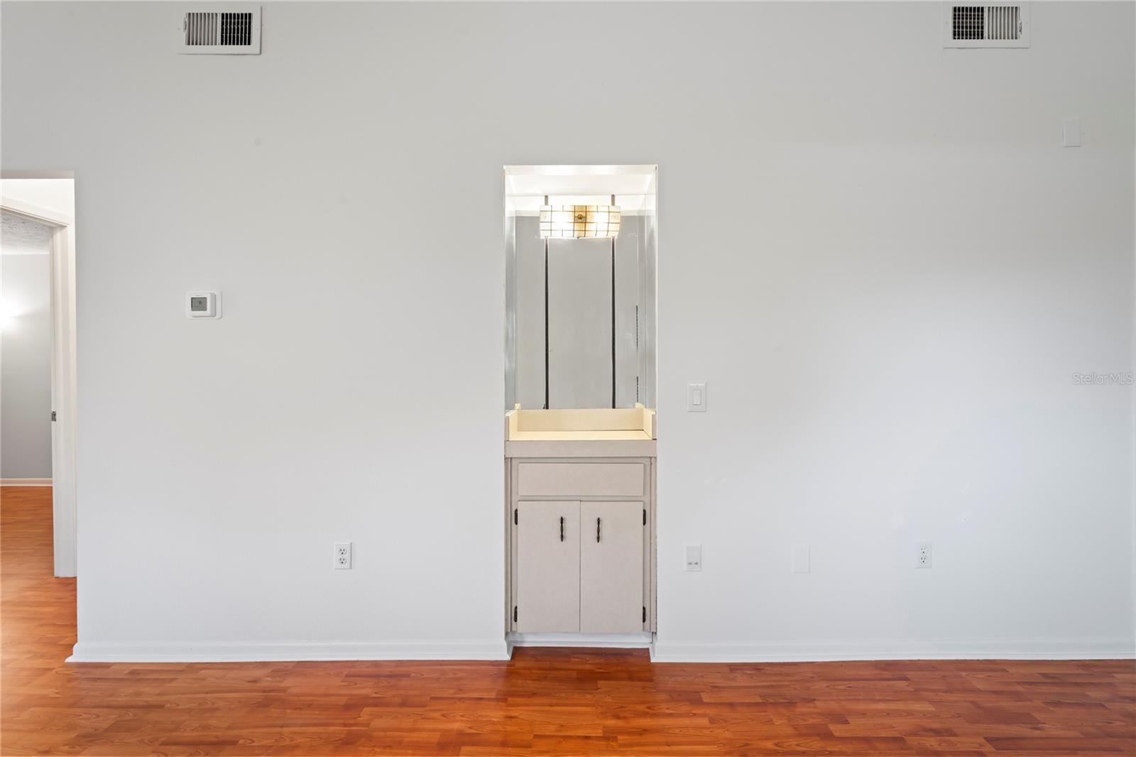 Listing photo id 16 for 8550 Shadblow Court 10