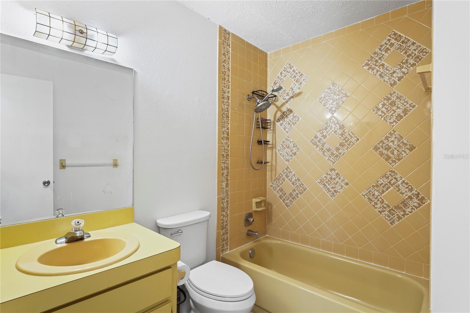 Listing photo id 26 for 8550 Shadblow Court 10