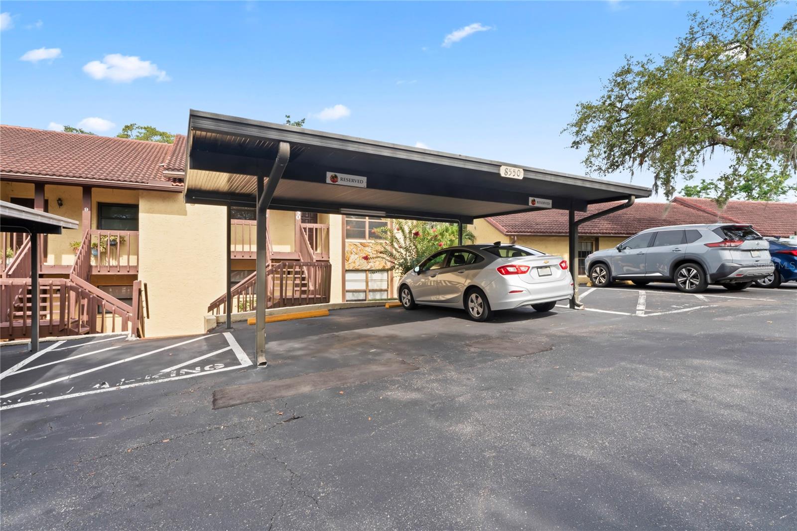 Listing photo id 30 for 8550 Shadblow Court 10