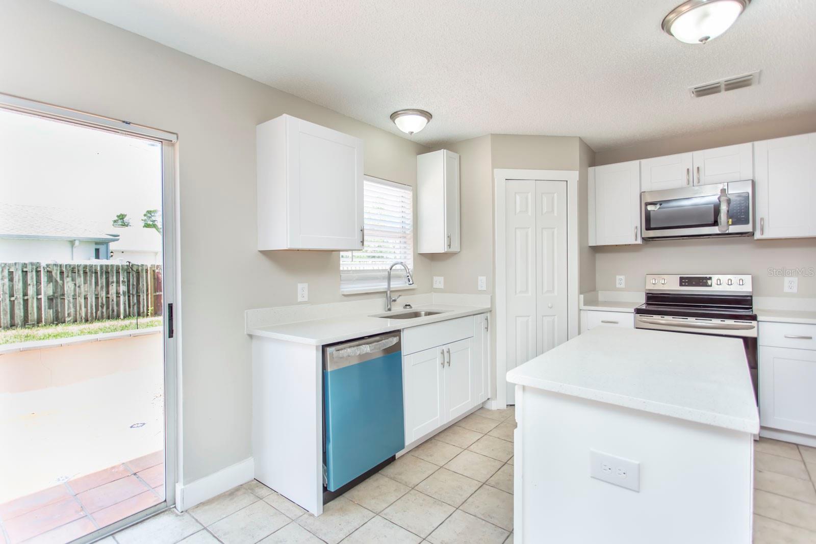 Image 18 of 51 For 10386 Norvell Road