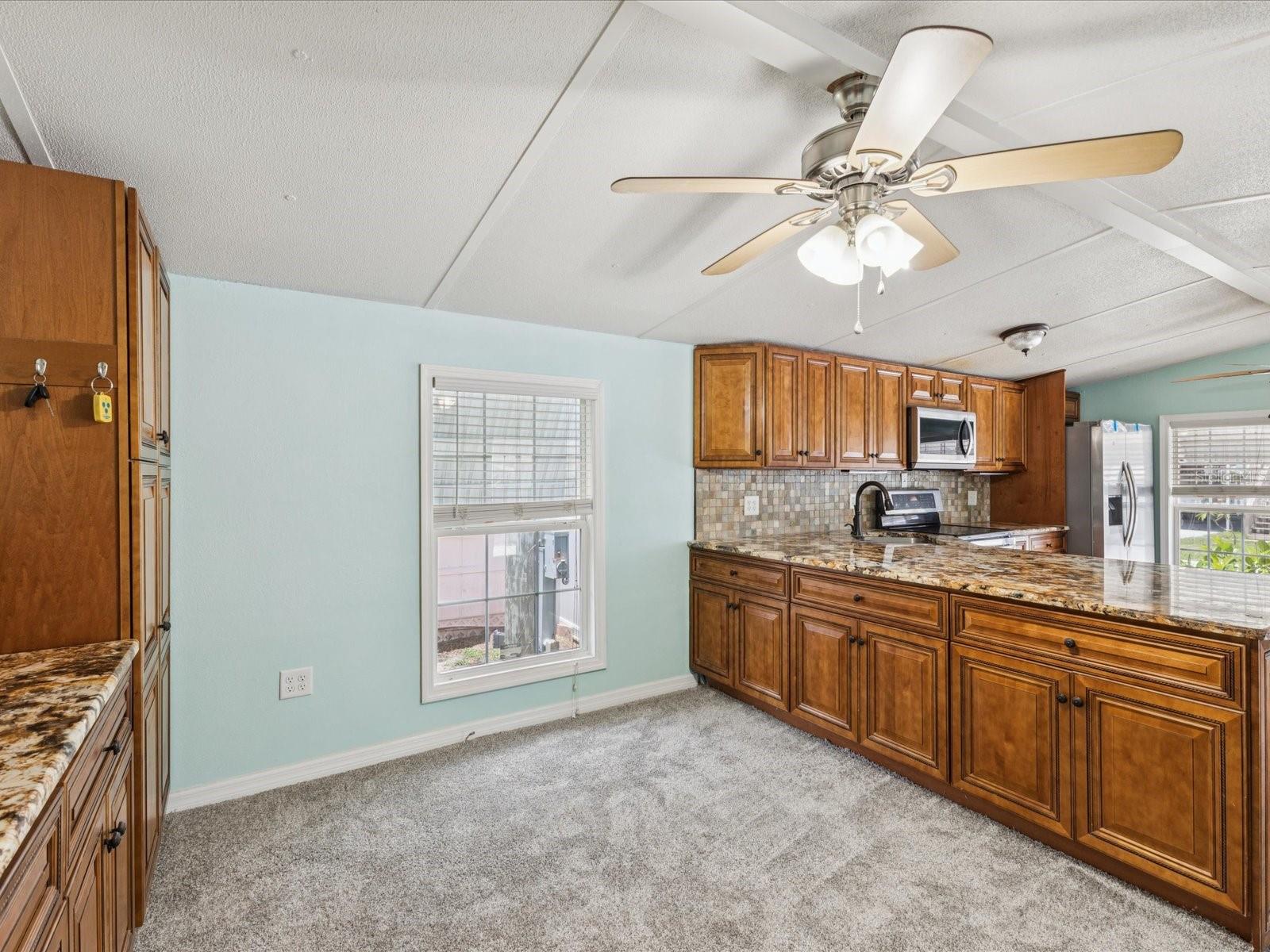 Image 11 of 45 For 6840 Heron Lane