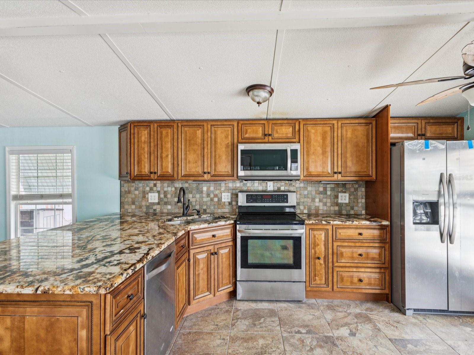 Image 4 of 45 For 6840 Heron Lane