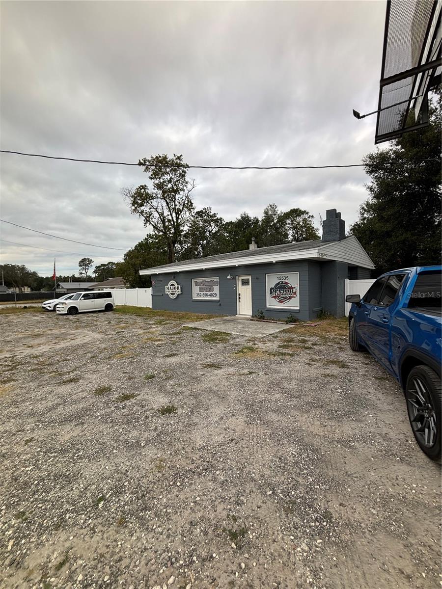 Listing photo id 0 for 15535 Cortez Boulevard