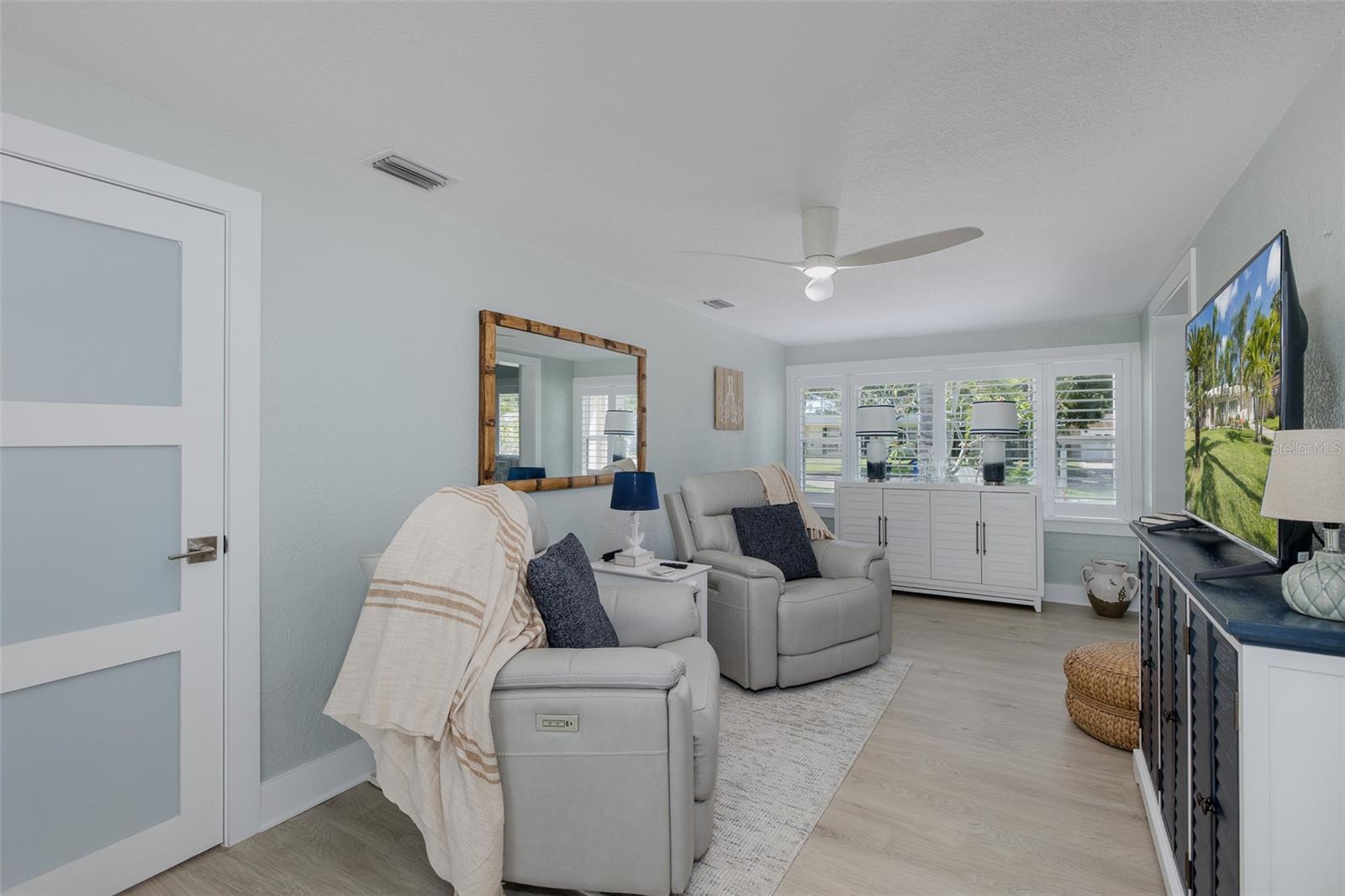 Image 33 of 50 For 1830 Santa Barbara Drive