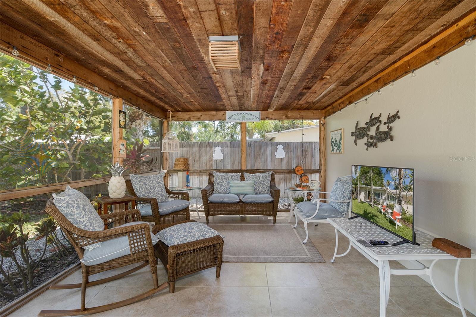 Image 38 of 50 For 1830 Santa Barbara Drive