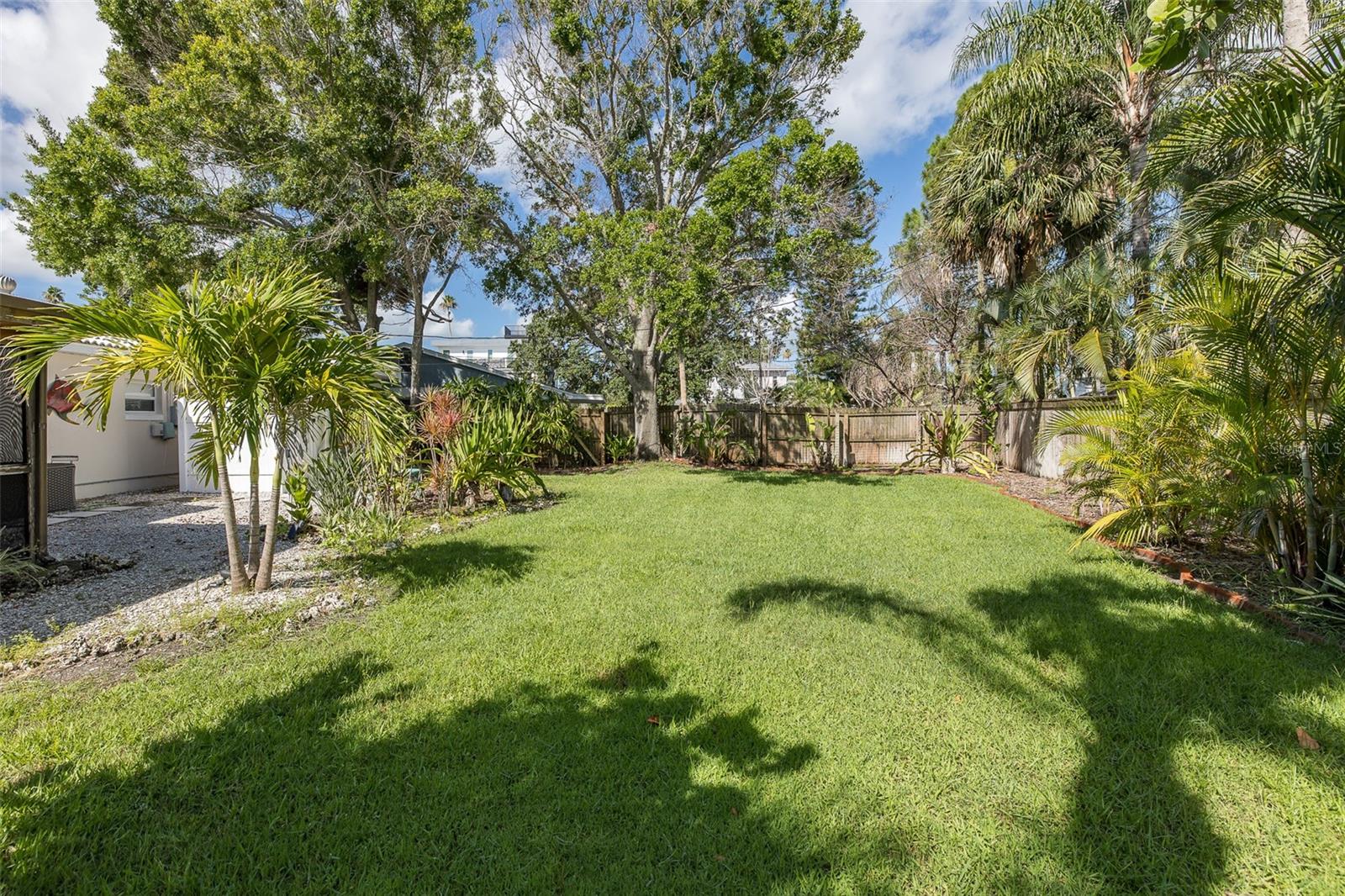 Image 42 of 50 For 1830 Santa Barbara Drive