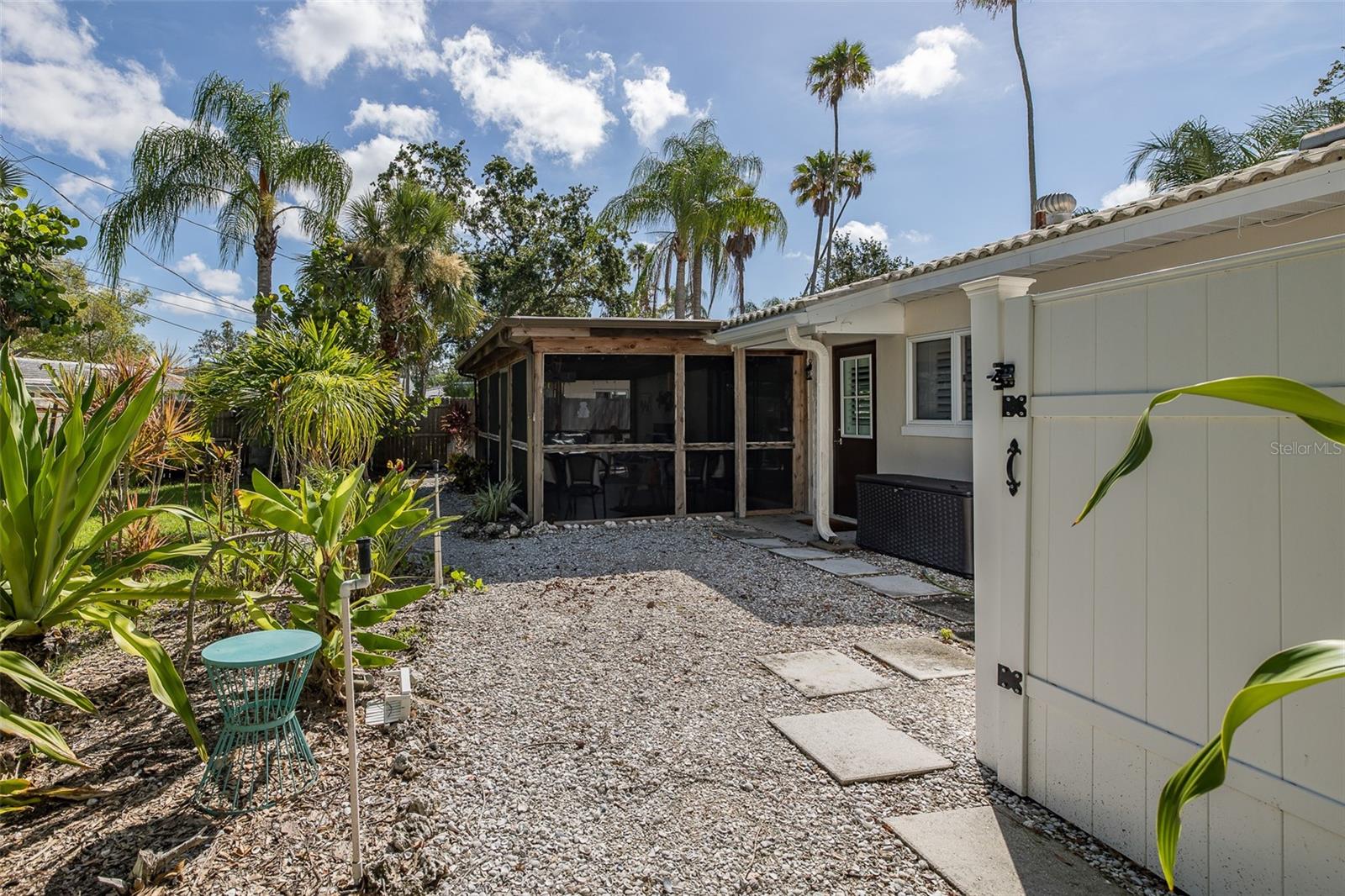 Image 46 of 50 For 1830 Santa Barbara Drive