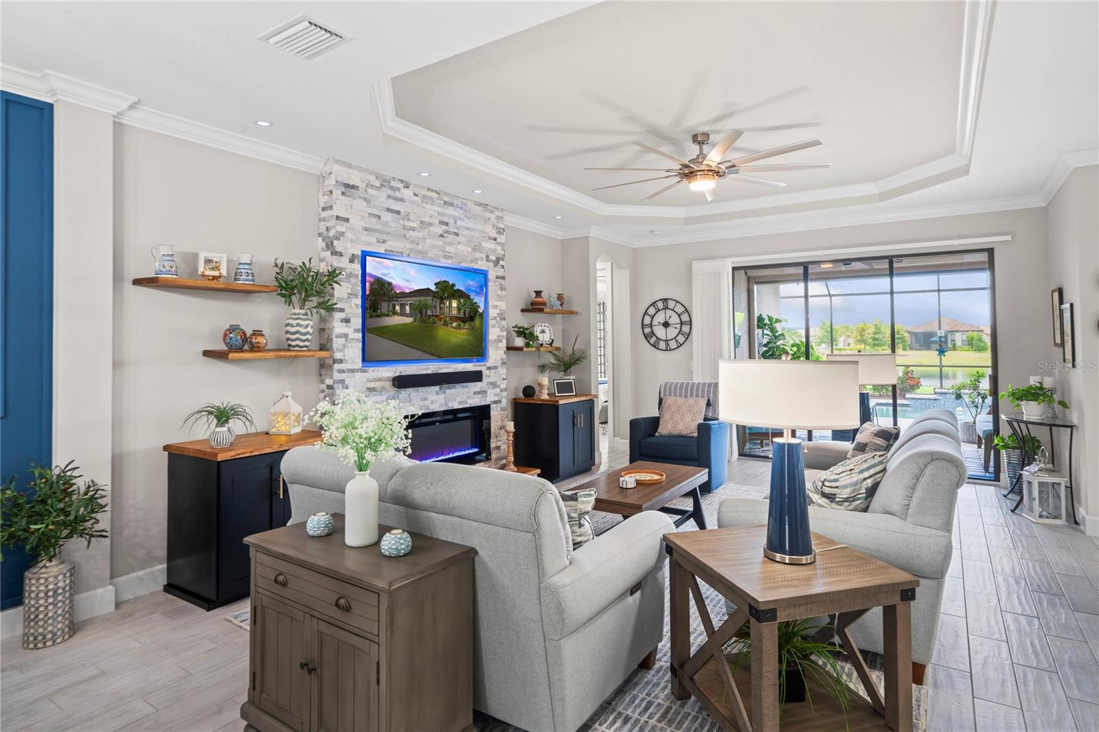 Image 14 of 81 For 11240 Egeria Drive
