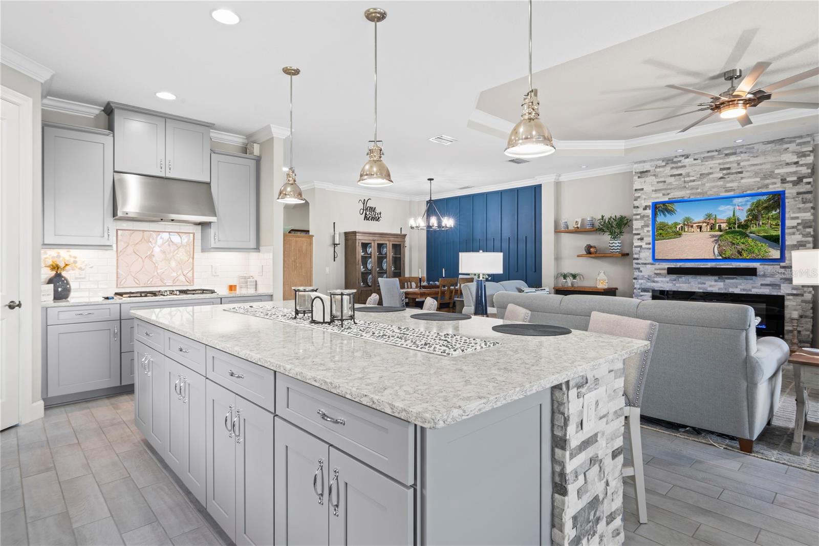 Image 23 of 81 For 11240 Egeria Drive