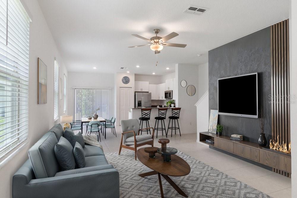 Image 2 of 31 For 8305 Crescent Oaks Drive