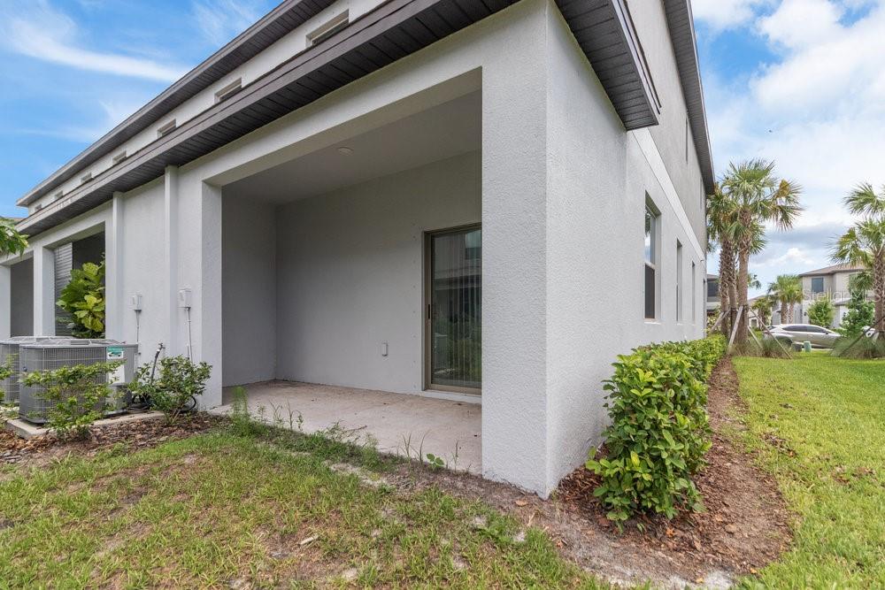 Image 22 of 31 For 8305 Crescent Oaks Drive