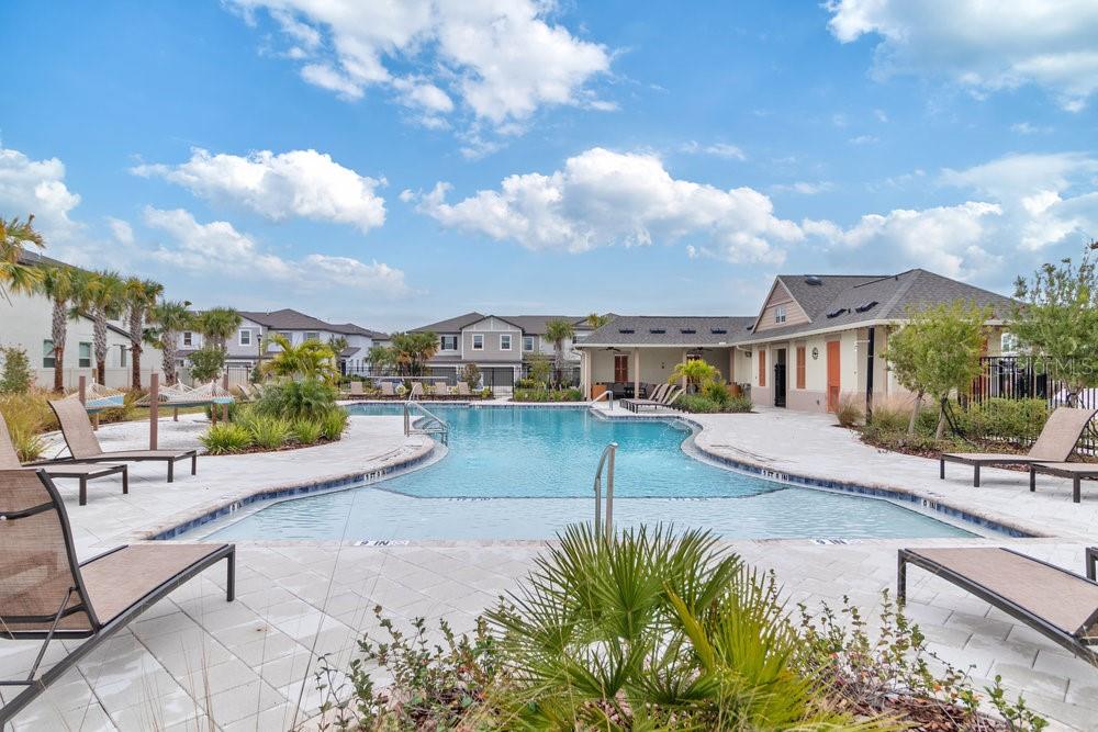 Image 28 of 31 For 8305 Crescent Oaks Drive