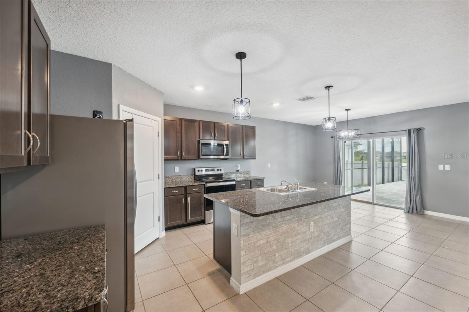 Image 11 of 75 For 8938 Bower Bass Circle