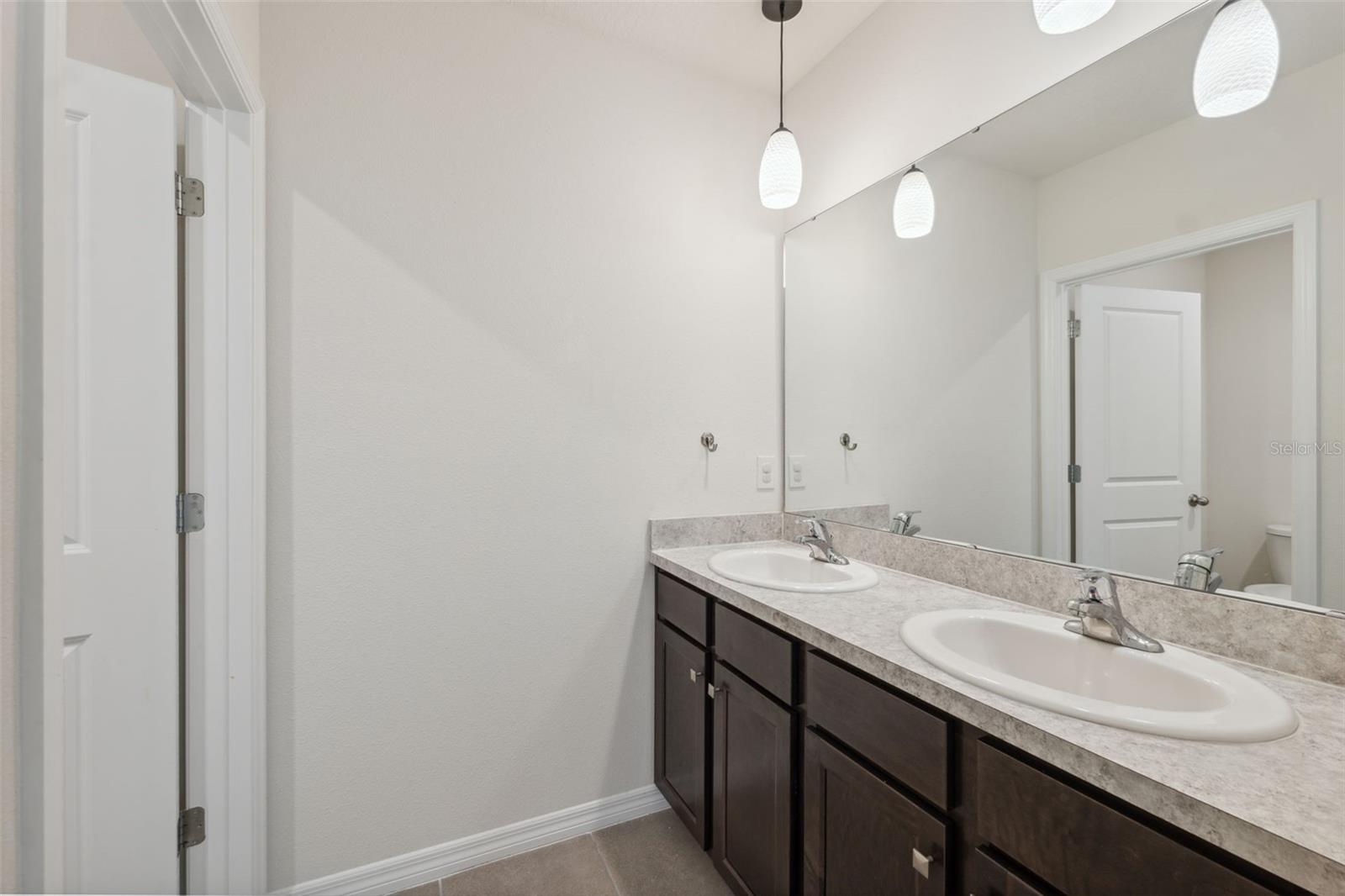 Image 39 of 75 For 8938 Bower Bass Circle