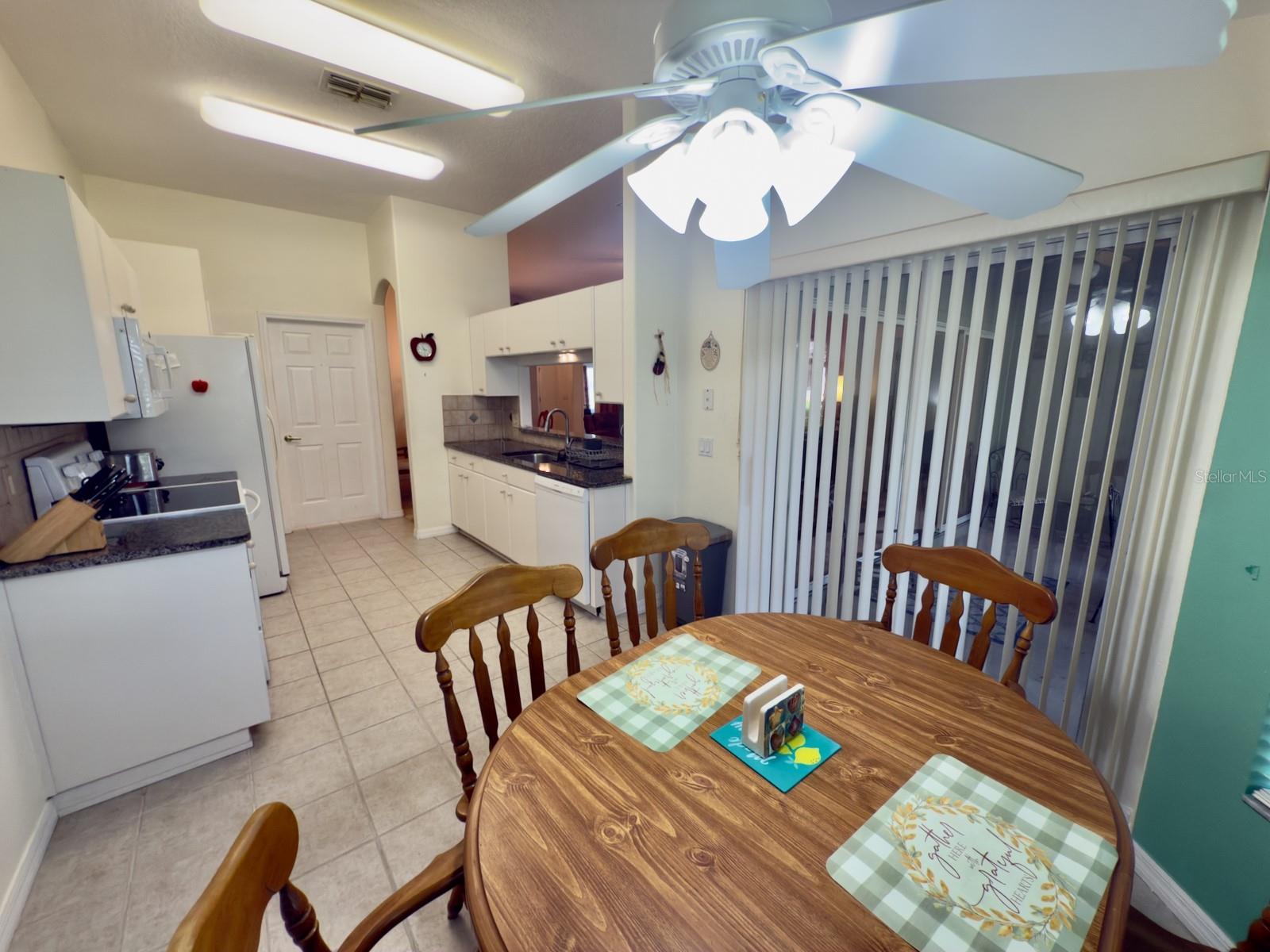 Image 21 of 64 For 18142 Baywood Forest Drive