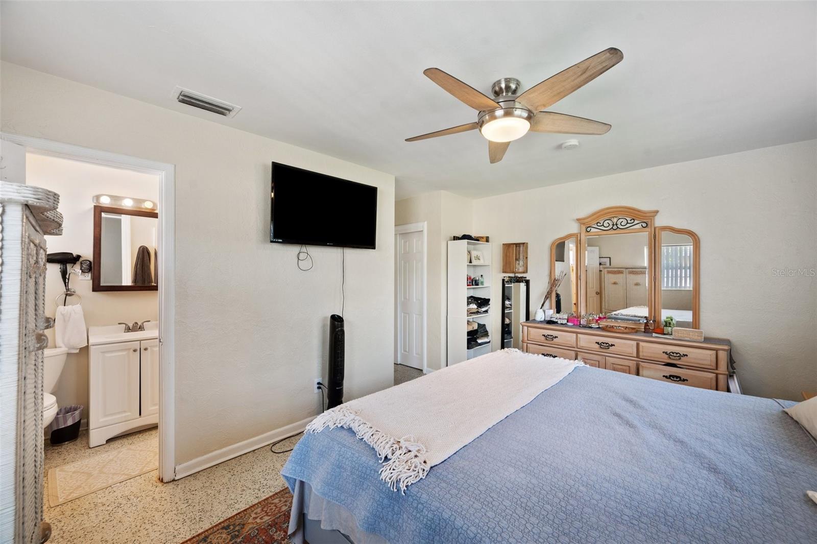 Image 18 of 36 For 6795 23rd Street S