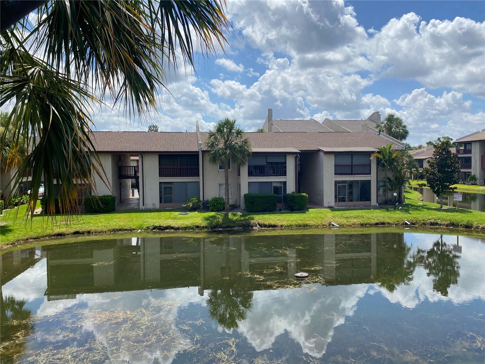 Image 8 of 18 For 3840 Lake Drive 126
