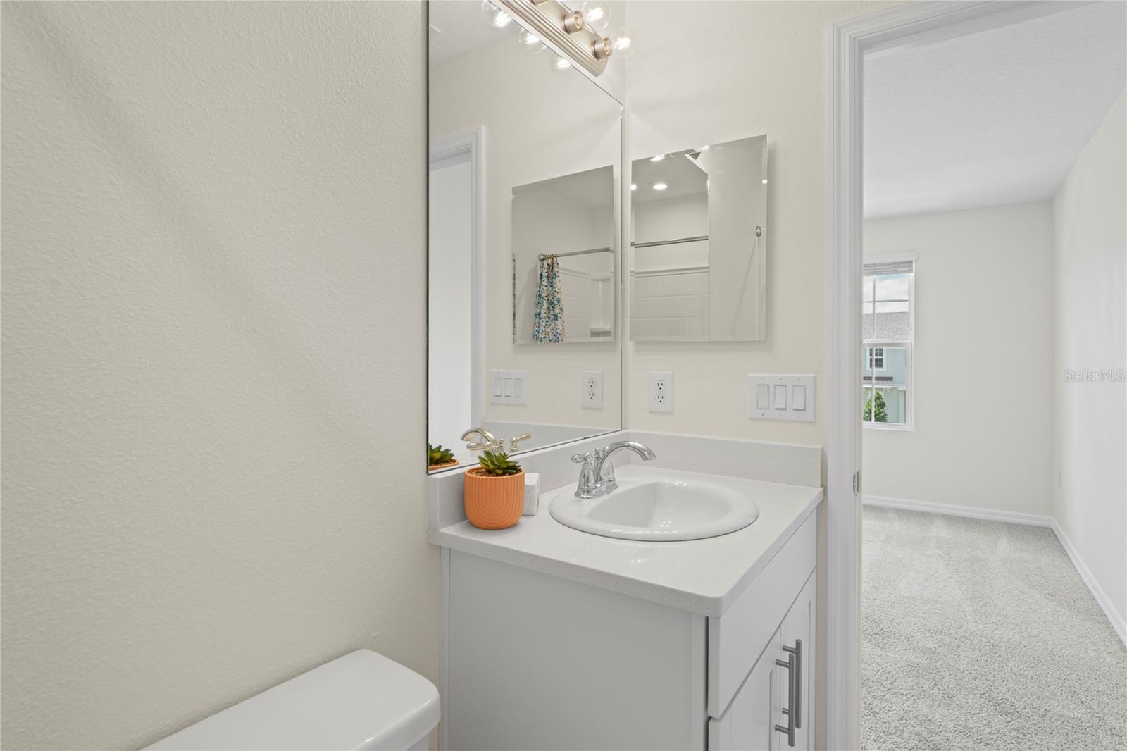 Image 41 of 70 For 6240 Fairmont Lane