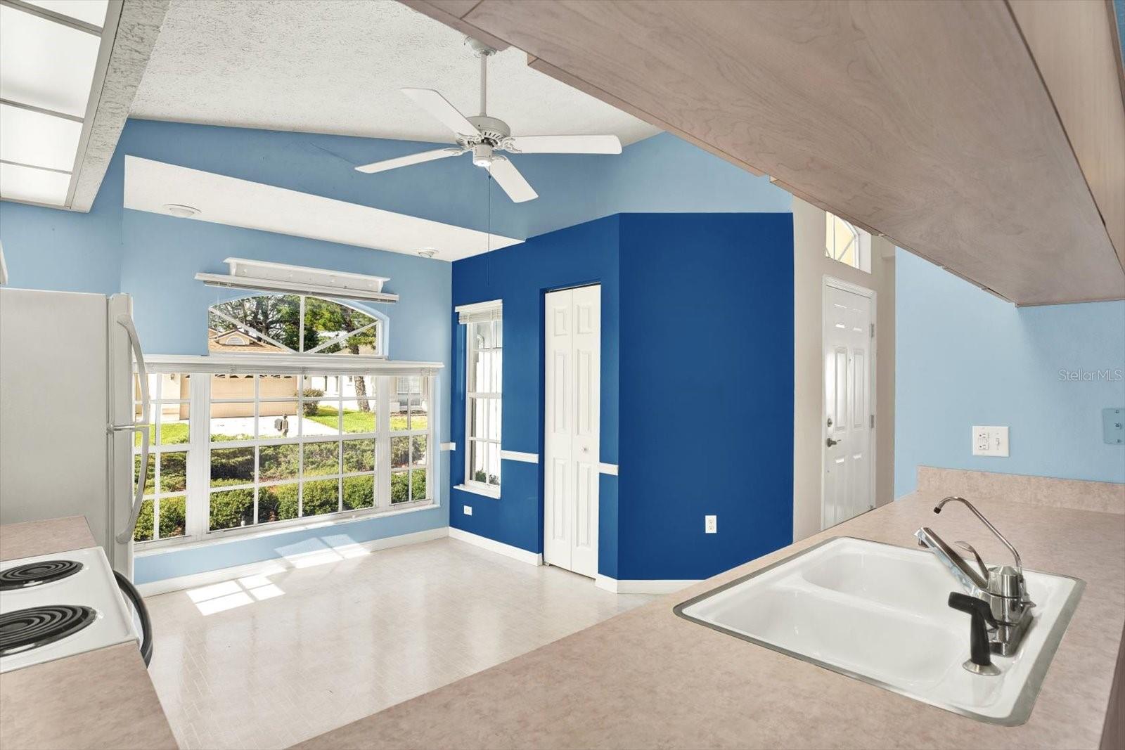 Image 18 of 33 For 10935 New Brighton Court