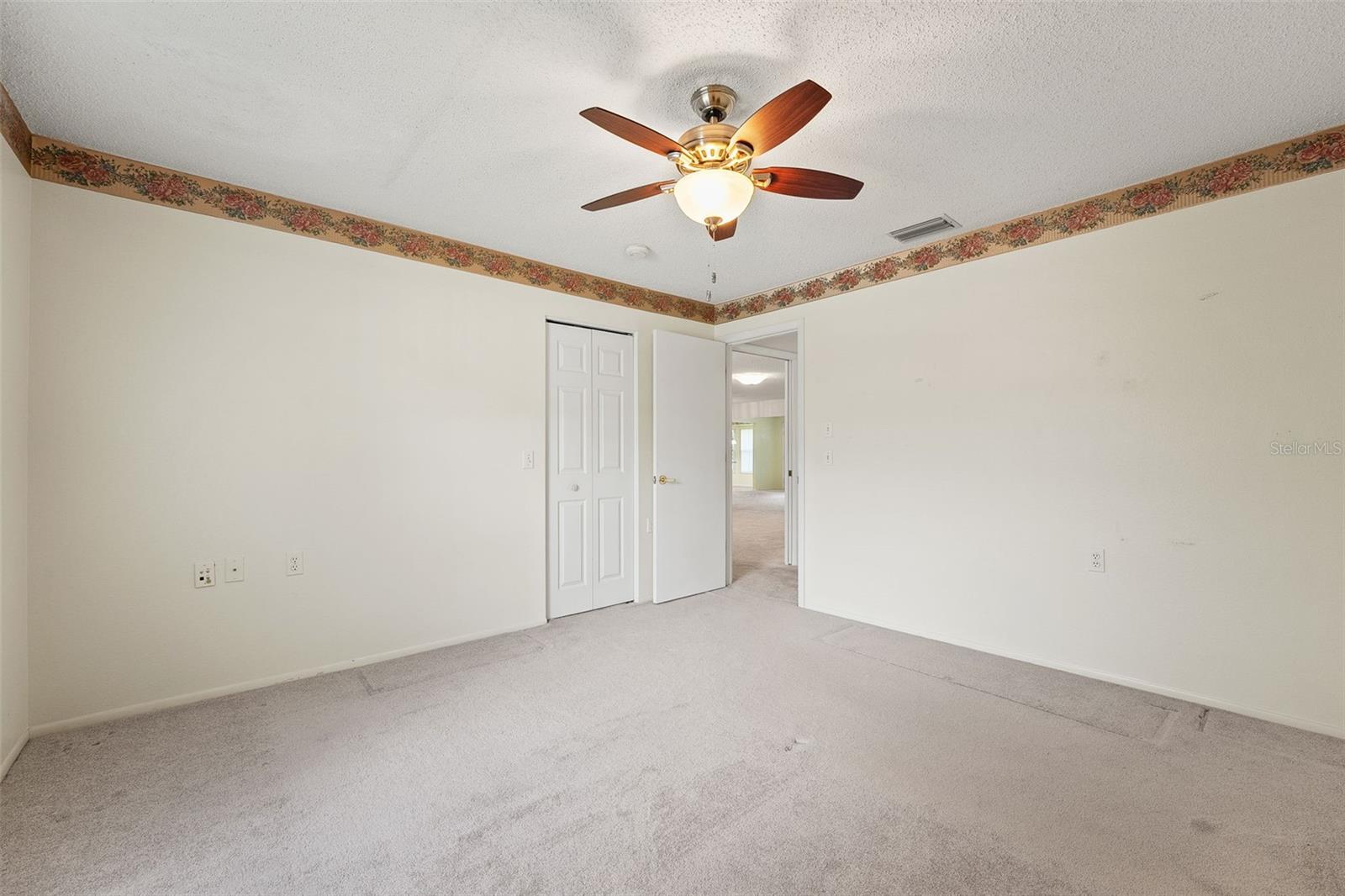 Image 26 of 36 For 1415 Pinewood Hills Court