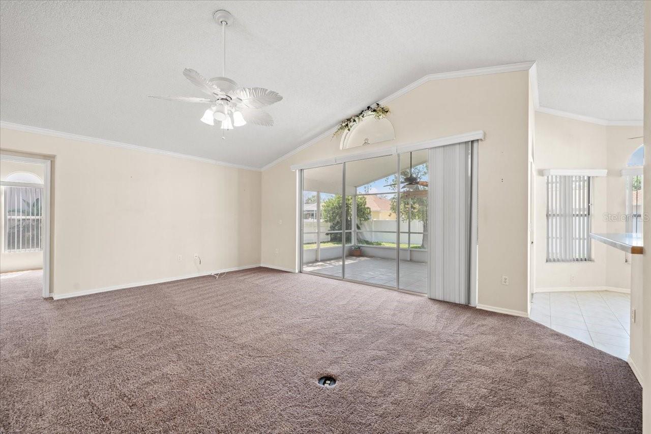 Image 10 of 41 For 13491 Coronado Drive