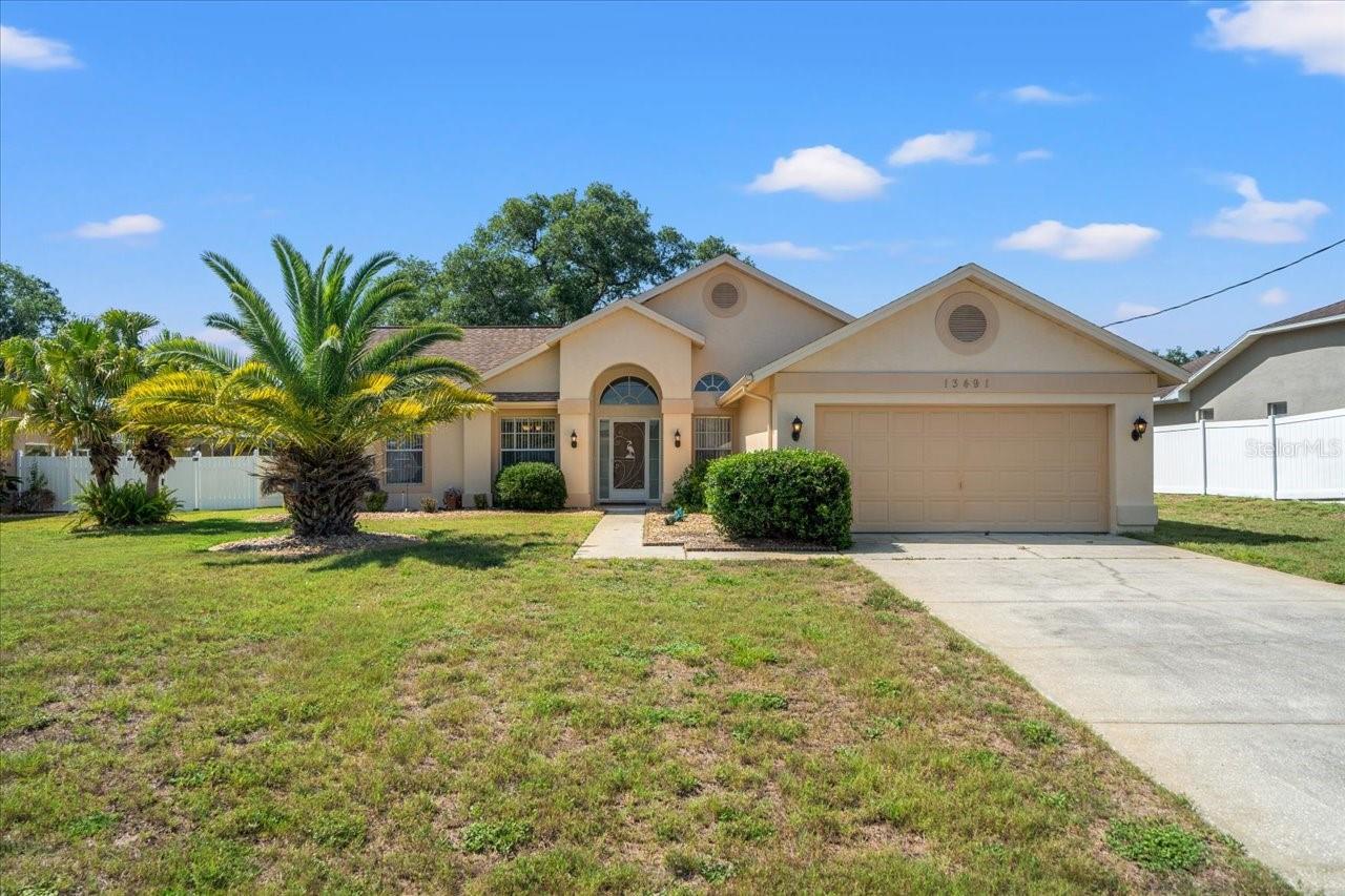 Image 3 of 41 For 13491 Coronado Drive