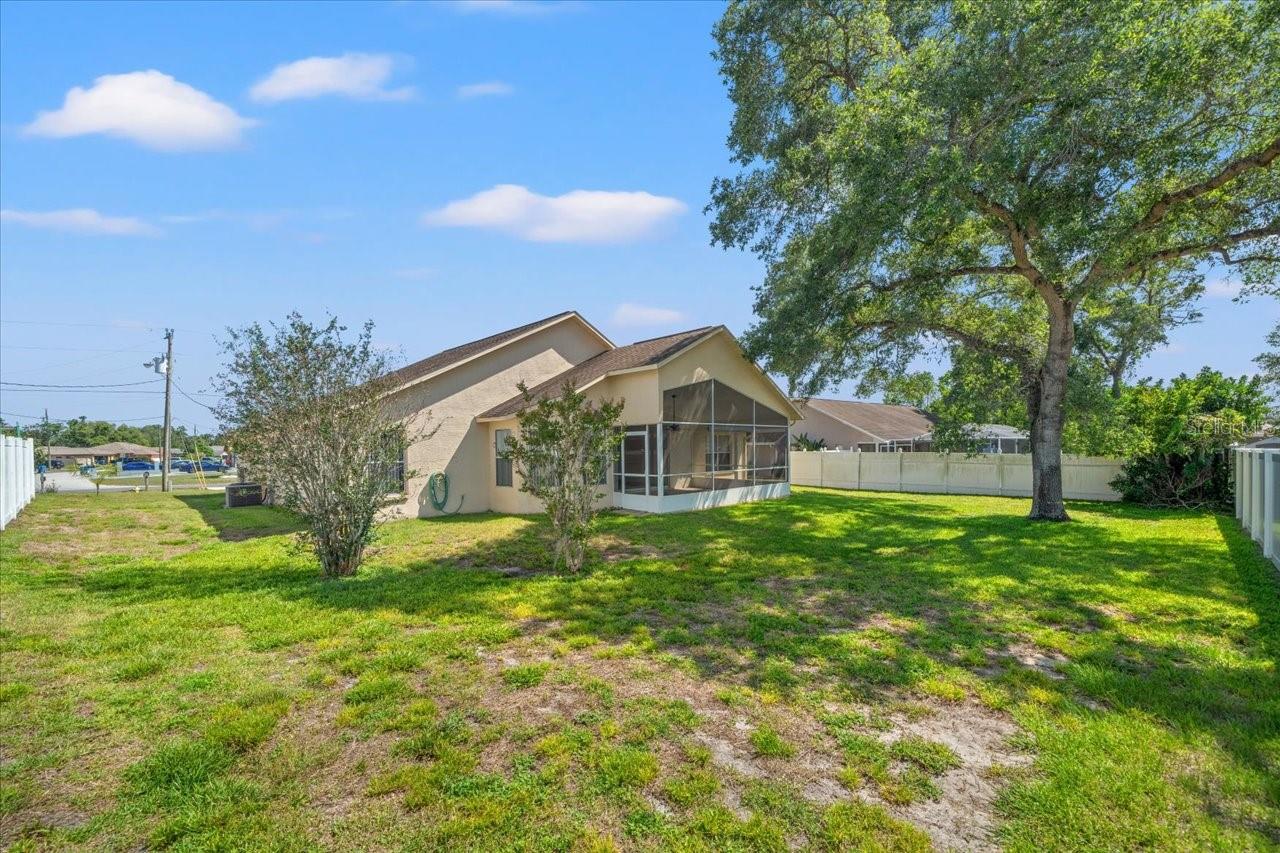 Image 36 of 41 For 13491 Coronado Drive