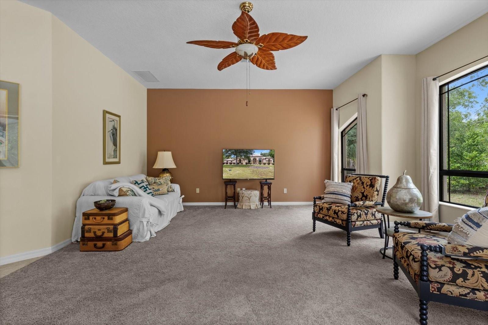 Image 14 of 35 For 64 Cypress Boulevard E