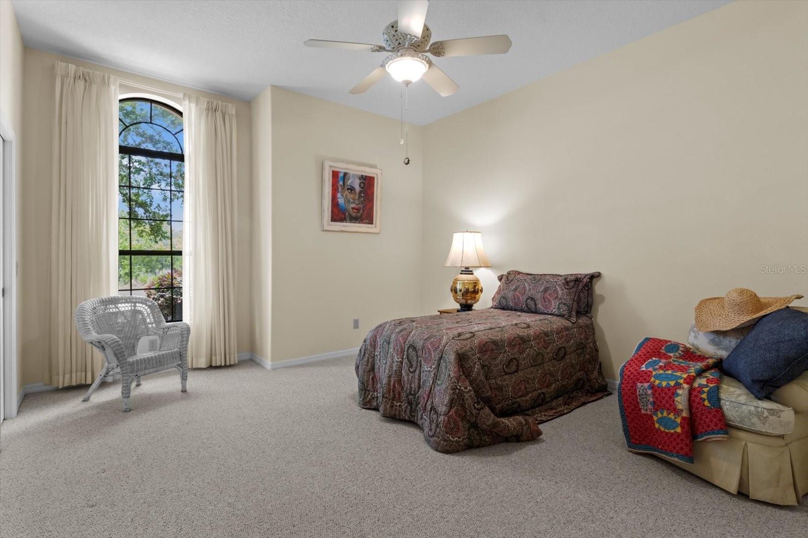 Image 23 of 35 For 64 Cypress Boulevard E