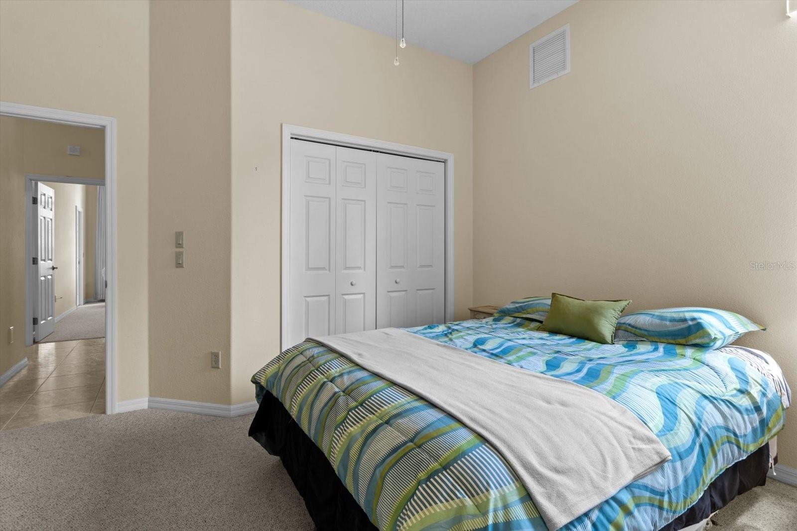 Image 25 of 35 For 64 Cypress Boulevard E