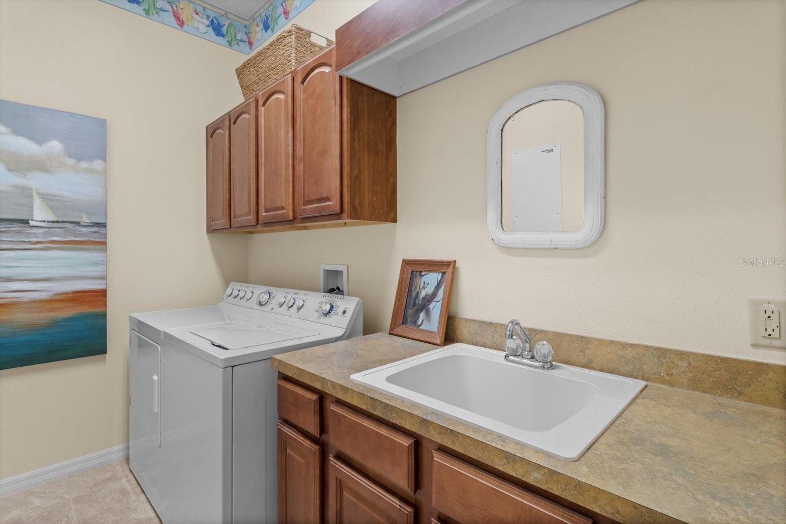 Image 27 of 35 For 64 Cypress Boulevard E
