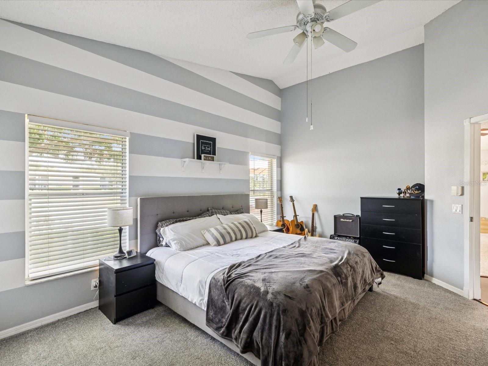 Image 31 of 55 For 4716 Wolfram Lane