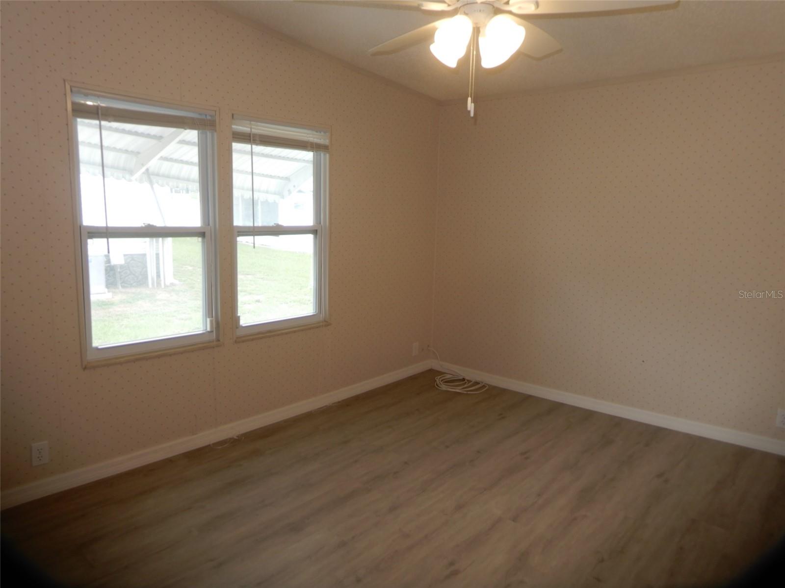 Image 18 of 28 For 8418 Central Avenue
