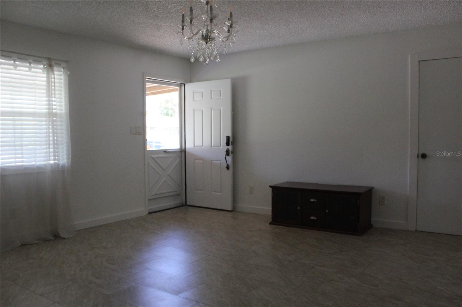 Image 11 of 20 For 5943 Chicory Court