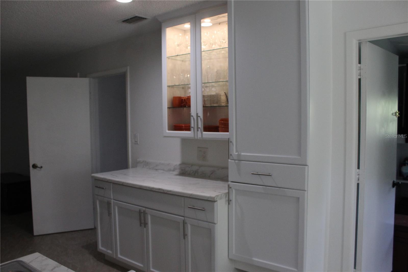 Image 4 of 20 For 5943 Chicory Court