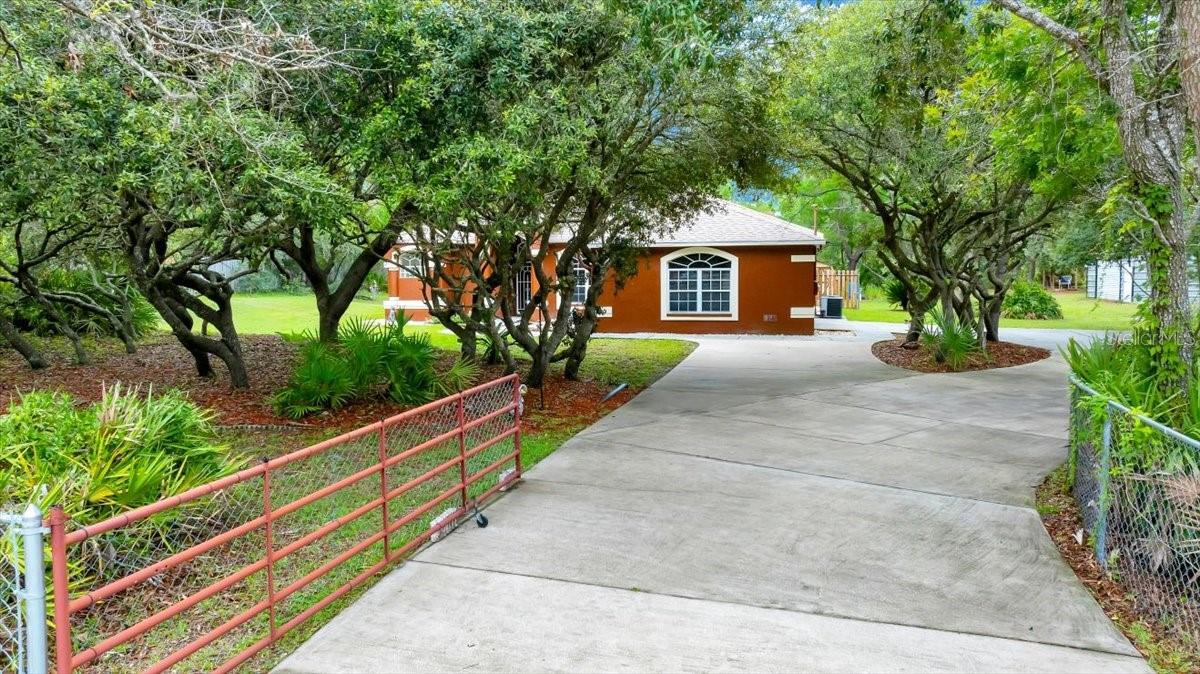 Image 4 of 61 For 9130 Madrid Road