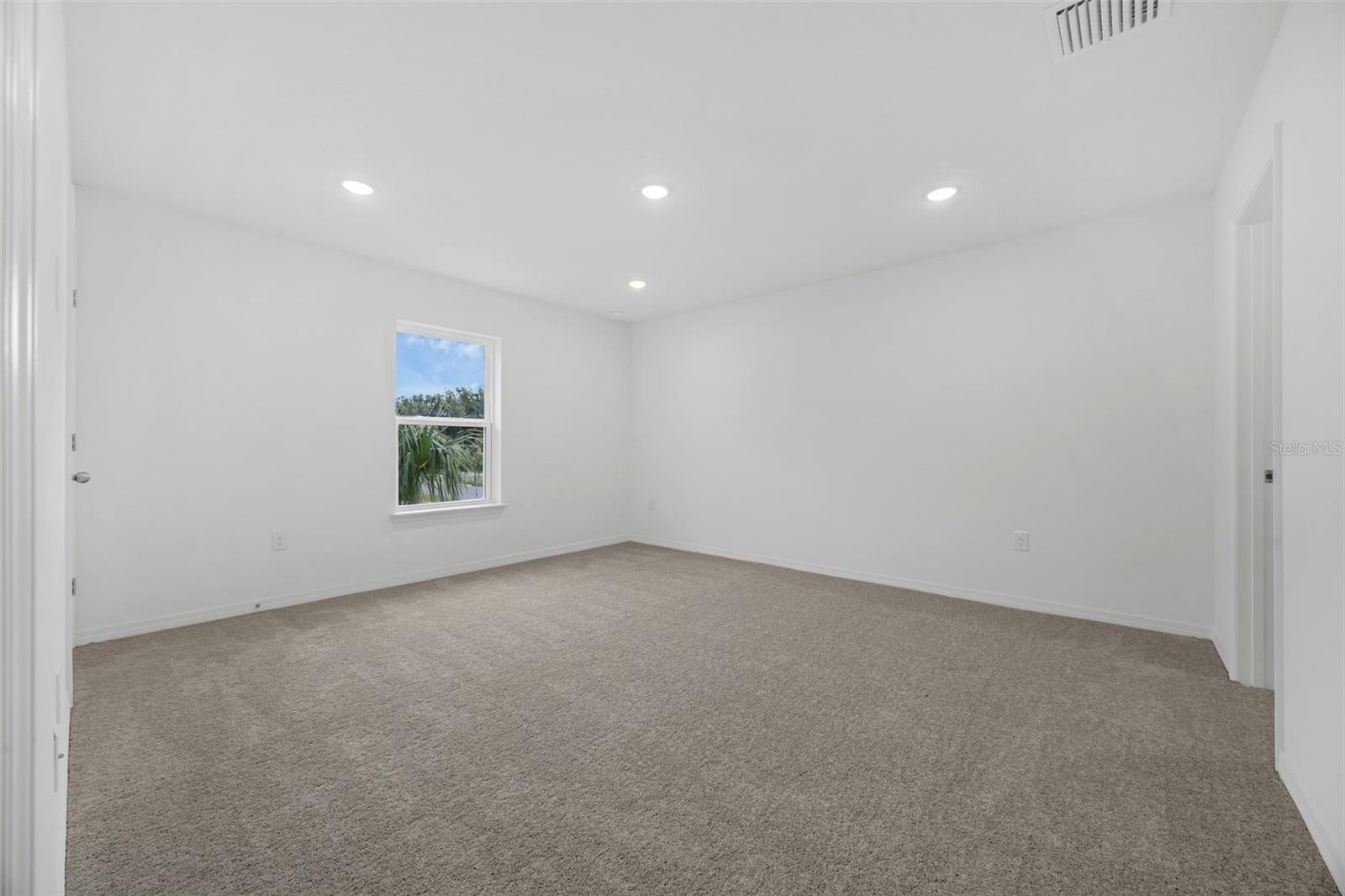 Image 5 of 20 For 1133 Red Buckeye Court