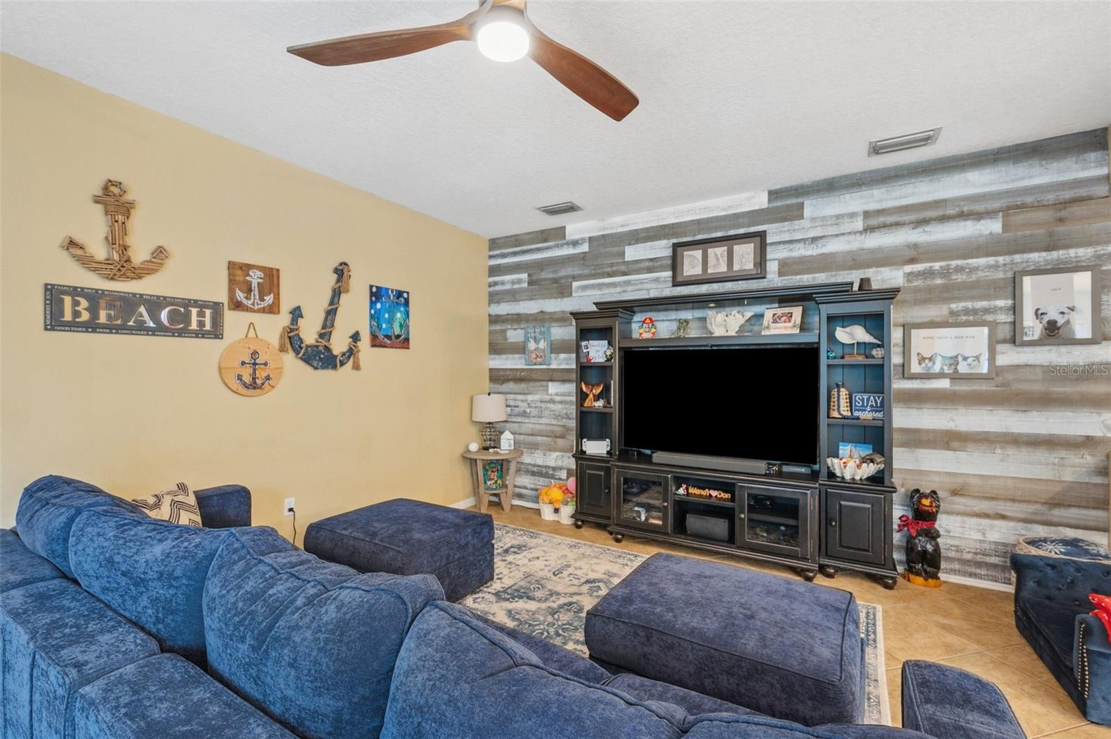 Image 16 of 74 For 1410 Halapa Way